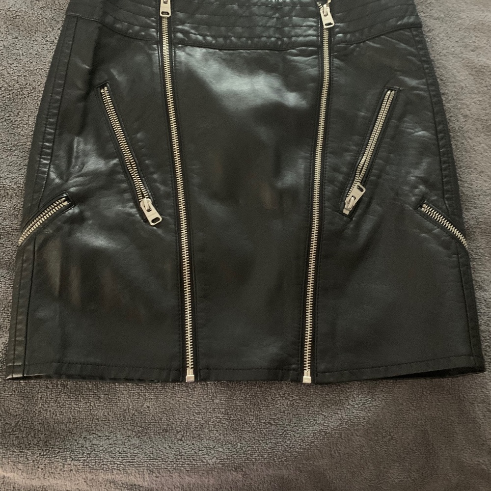 Faux leather mini skirt